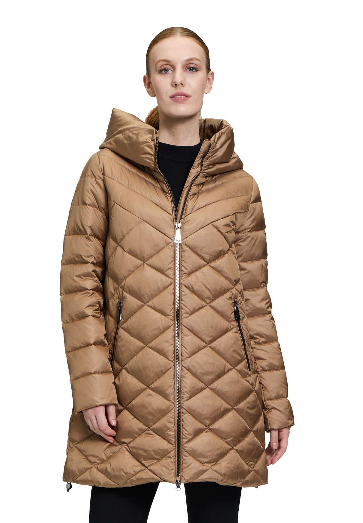 Стеганая куртка с капюшоном Daunen-Steppjacke mit Kapuze