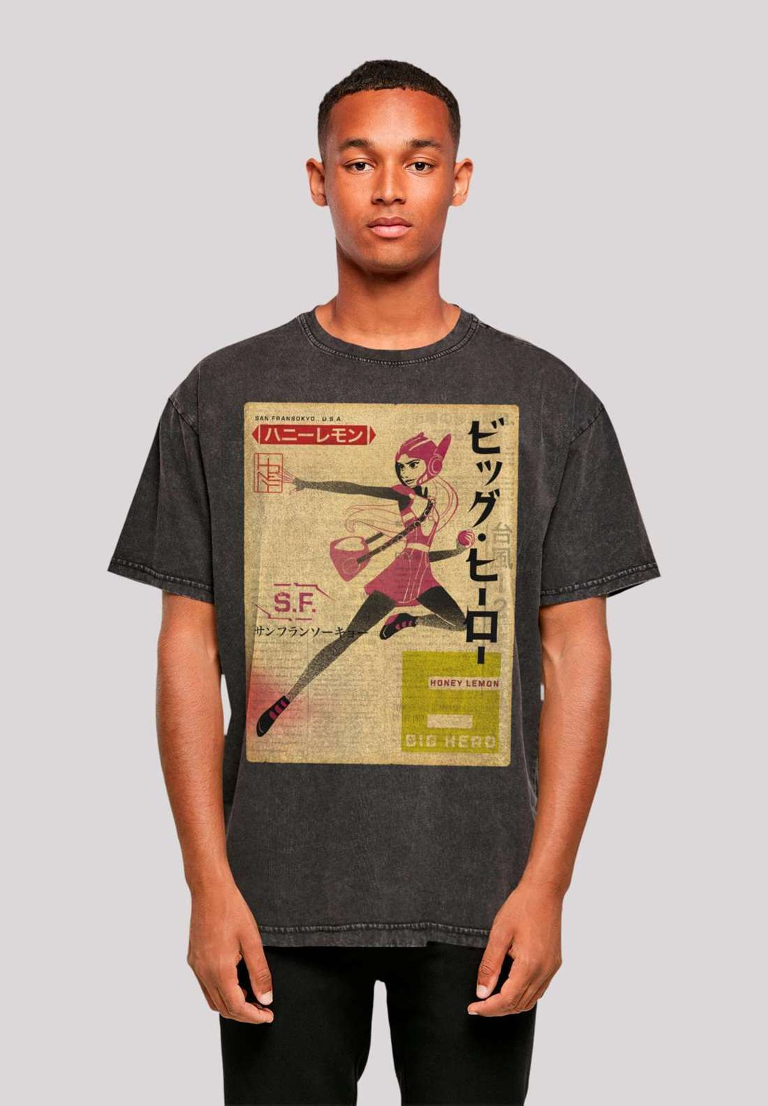 футболка Big Hero 6 Honey Lemon Newspaper