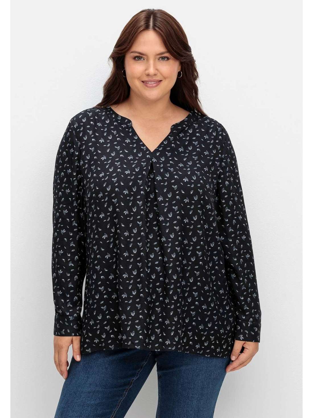 Туника с принтом по всей поверхности и складками. Große Größen