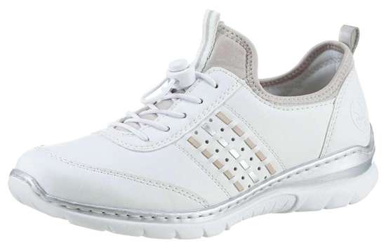 кроссовки на шнуровке