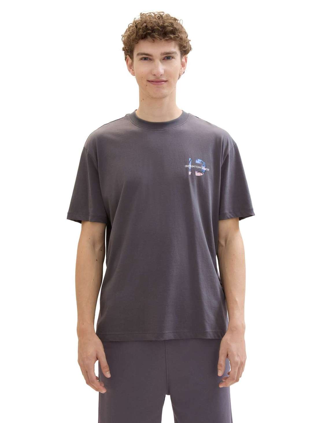 Рубашка с круглым вырезом и принтом на спине