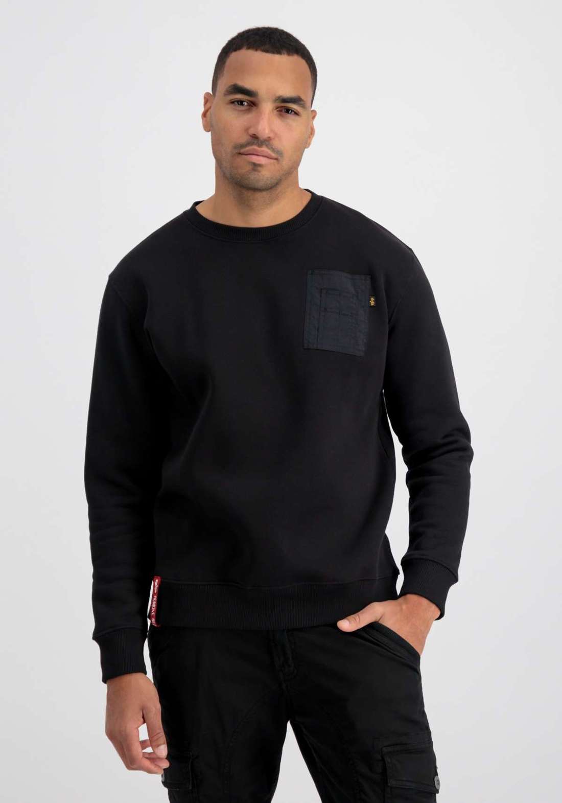 Свитера Men - Sweatshirts Nylon Pocket Sweater