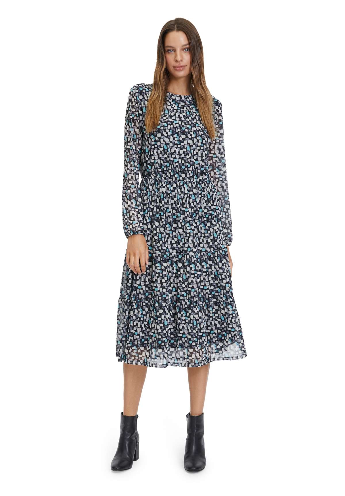 Летнее платье Betty & Co Stufenkleid mit Muster