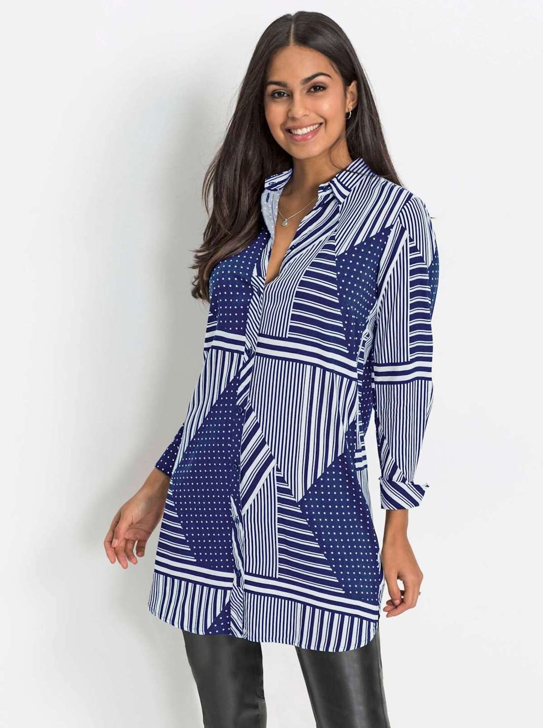 Блузка с длинными рукавами