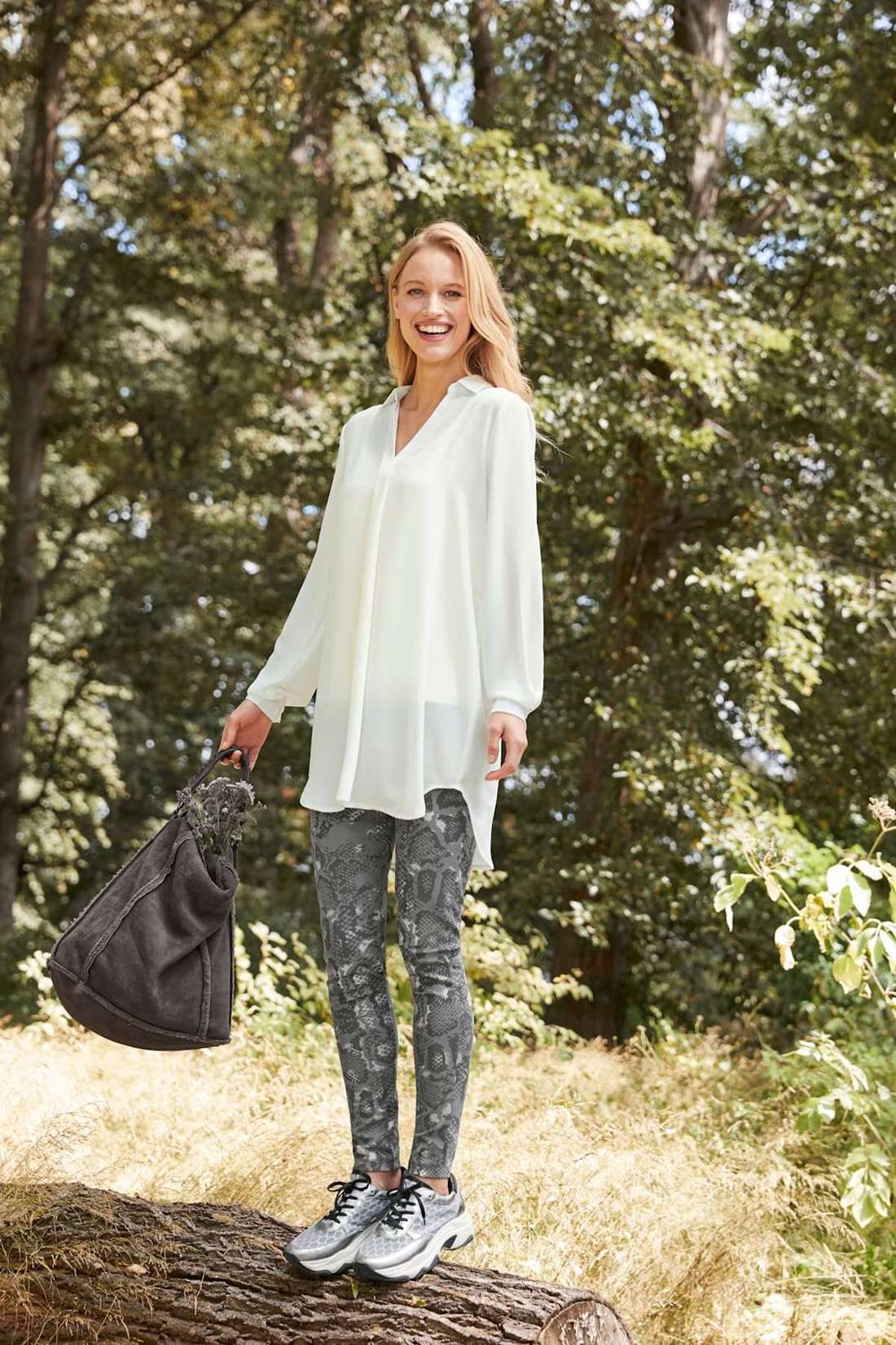 Длинная блузка