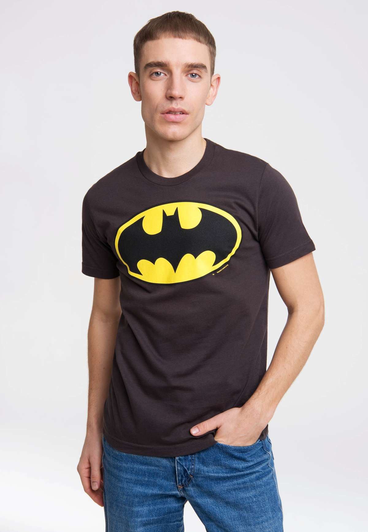 Футболка с классным принтом спереди BATMAN - LOGO