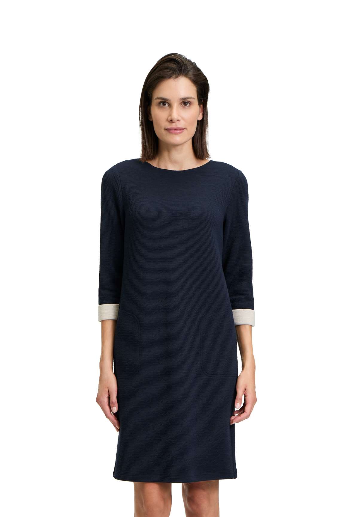 Платье из джерси Jerseykleid mit Eingrifftaschen