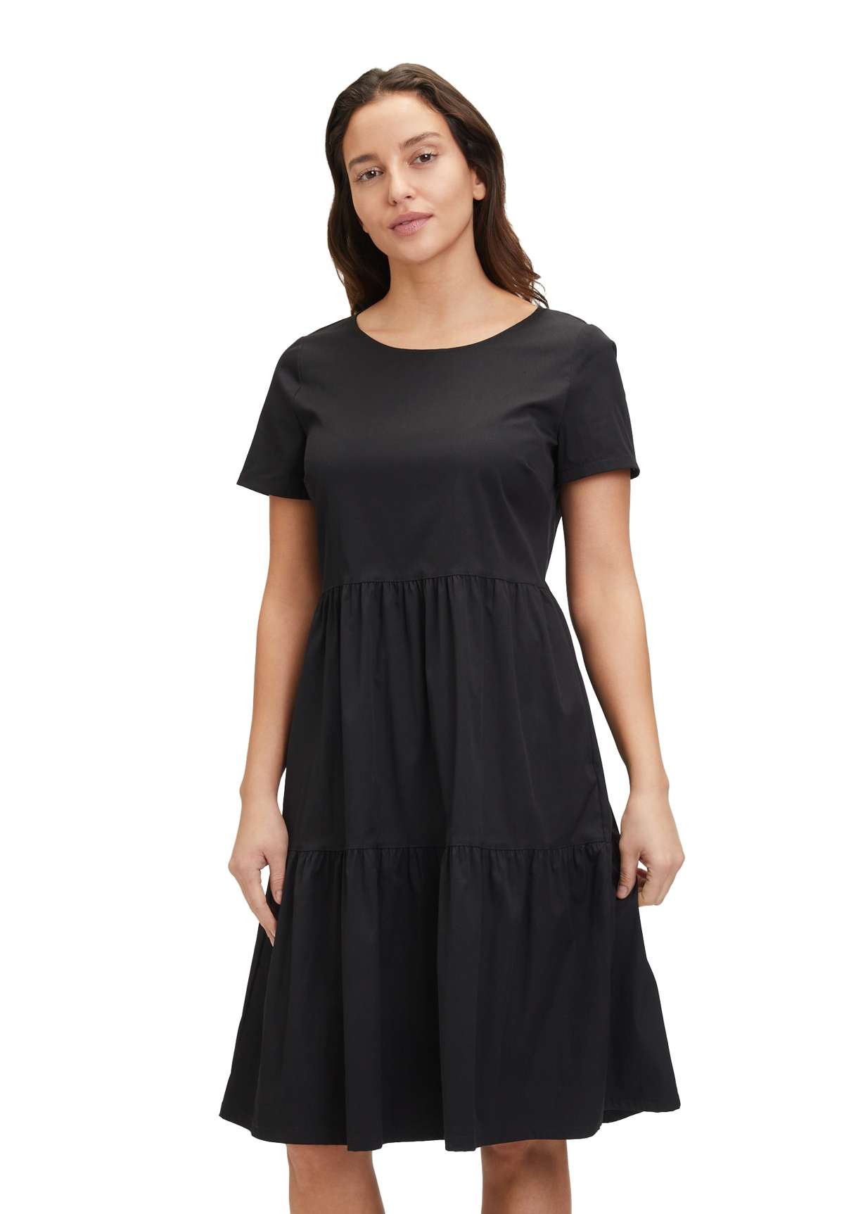 Летнее платье Sommerkleid mit Stufen
