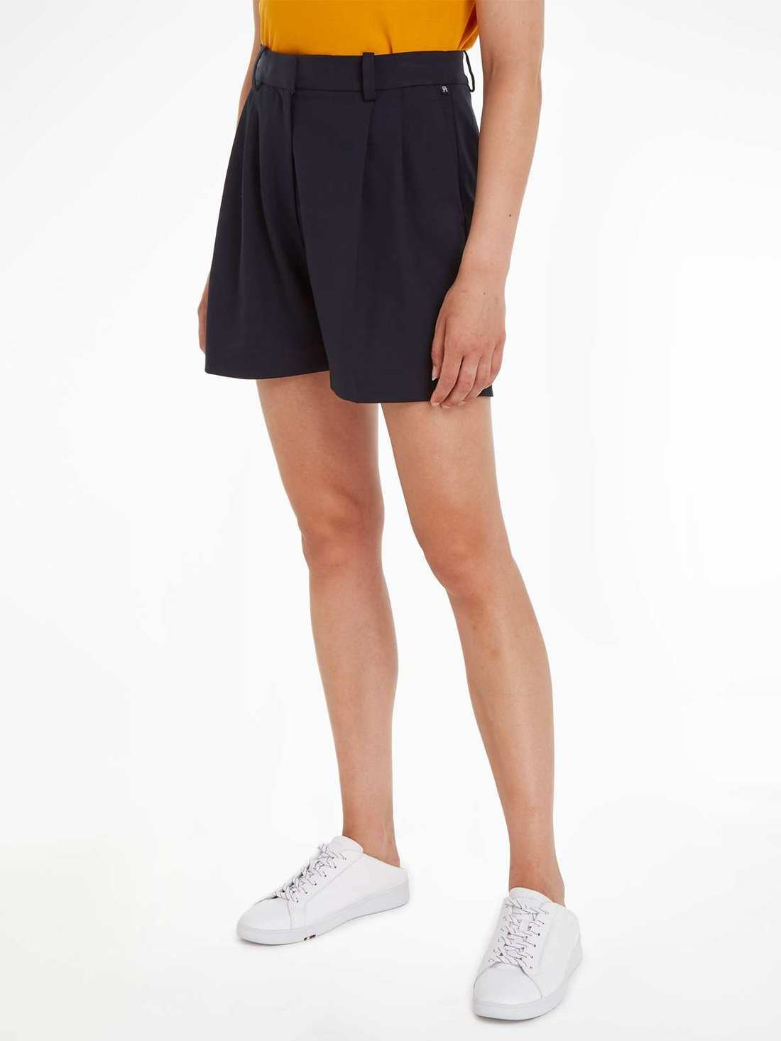 Шорты с вытачками MD CORE PLEATED SHORT