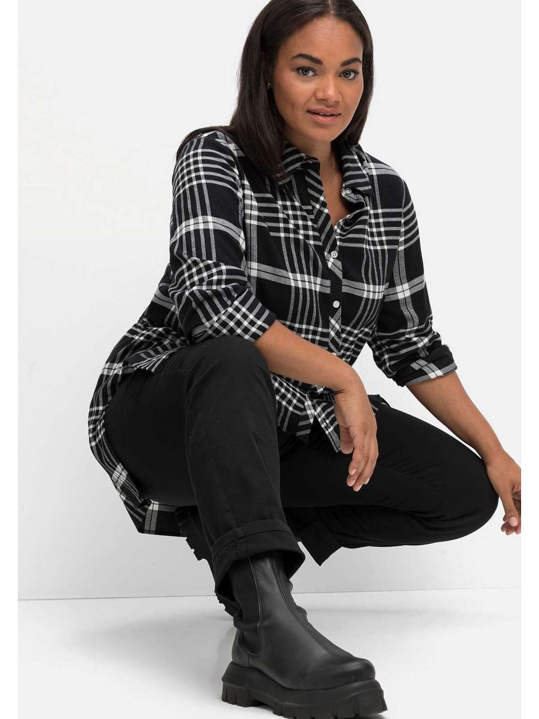 Длинная блузка в клетку Große Größen