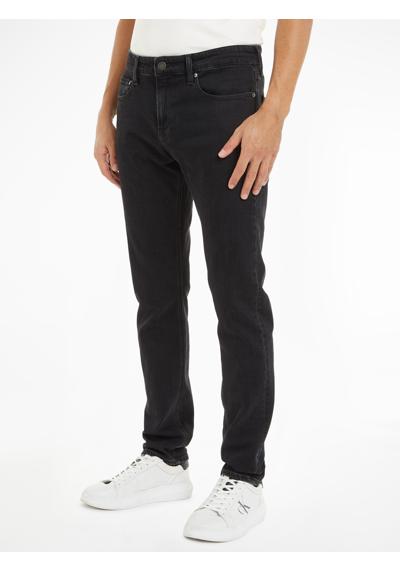 Джинсы узкого кроя с пятью карманами. SLIM FIT WASHED BLACK