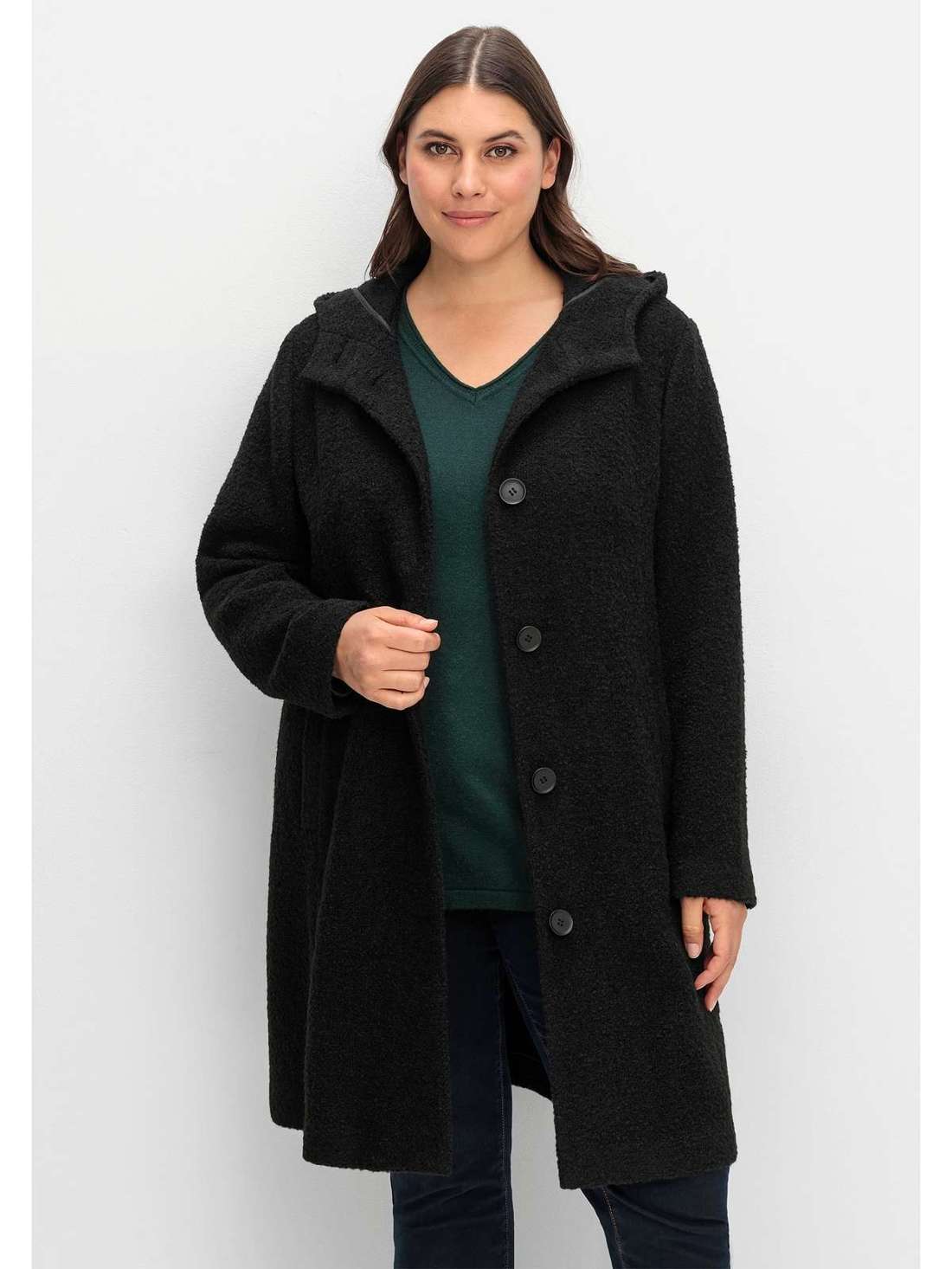 Короткое пальто из уютного букле. Große Größen