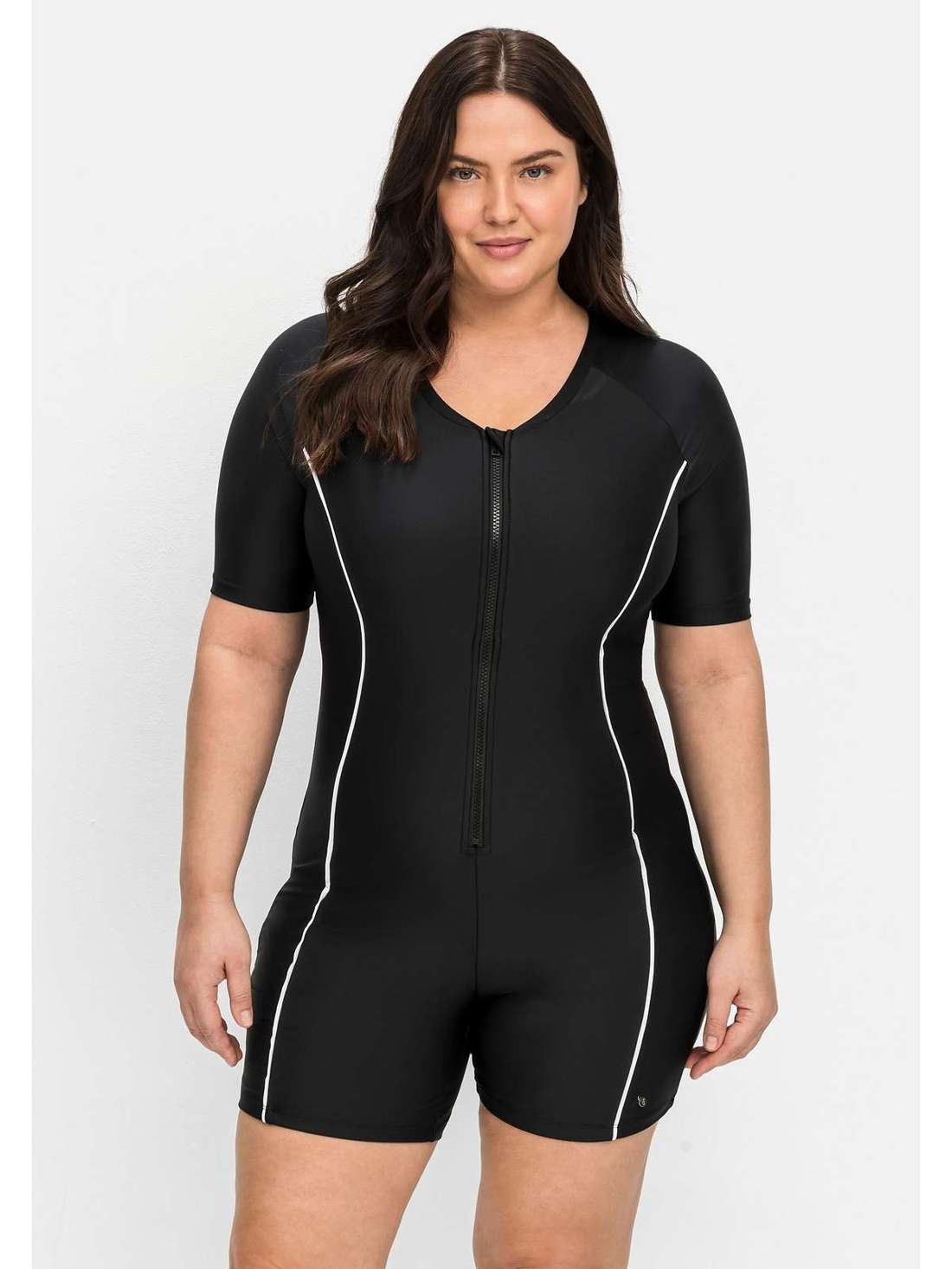 Купальник с короткими рукавами и короткими штанинами Große Größen