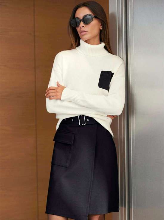 Свитер с воротником-стойкой Rollkragenpullover