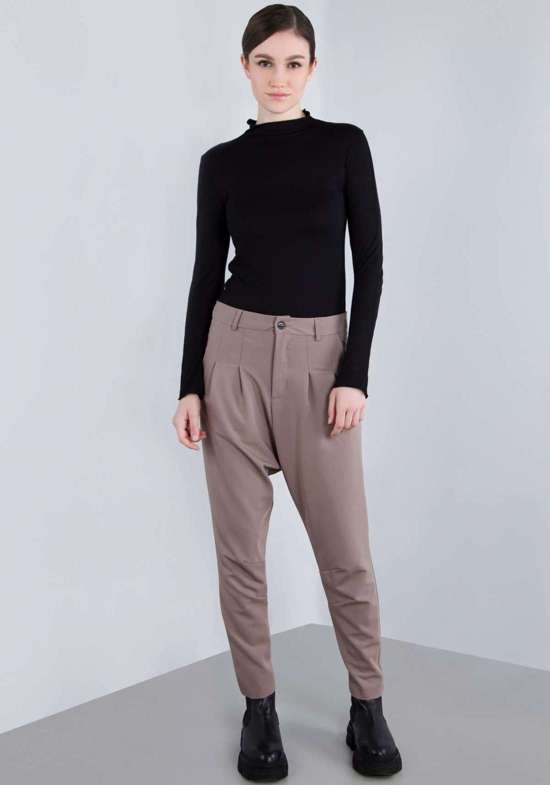 Плиссированные брюки