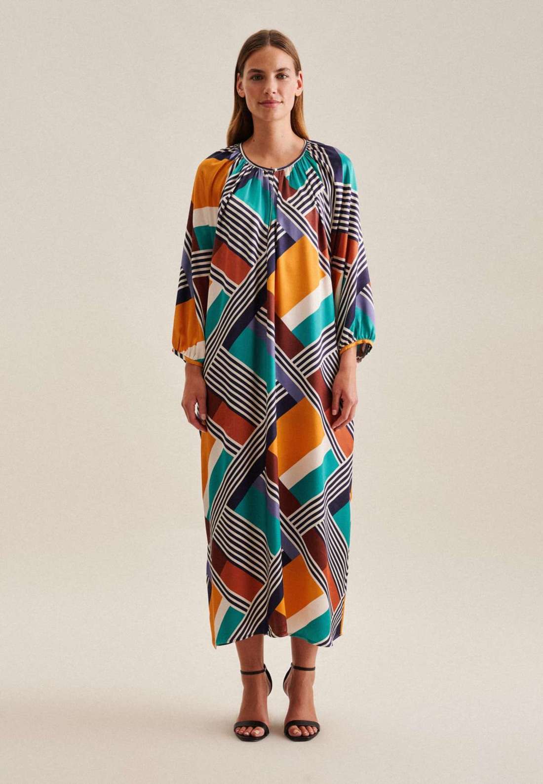 Летнее платье Schwarze Rose