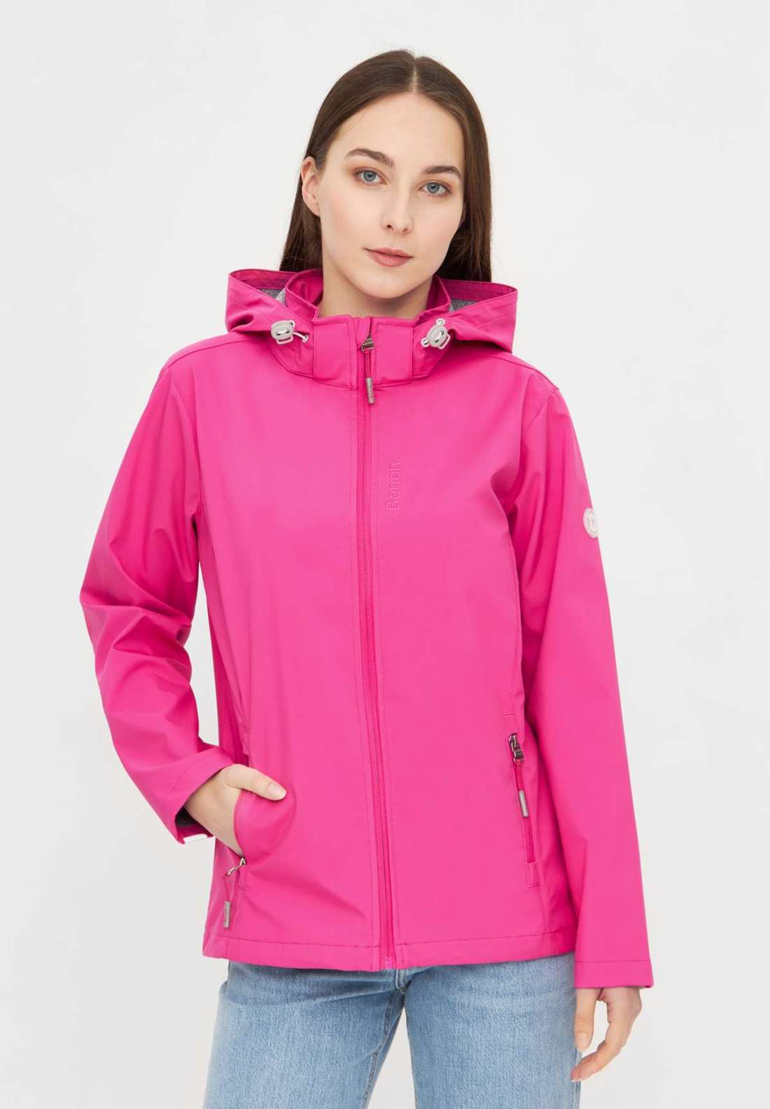 Функциональная куртка со съемным капюшоном и светоотражающими деталями. AIKO