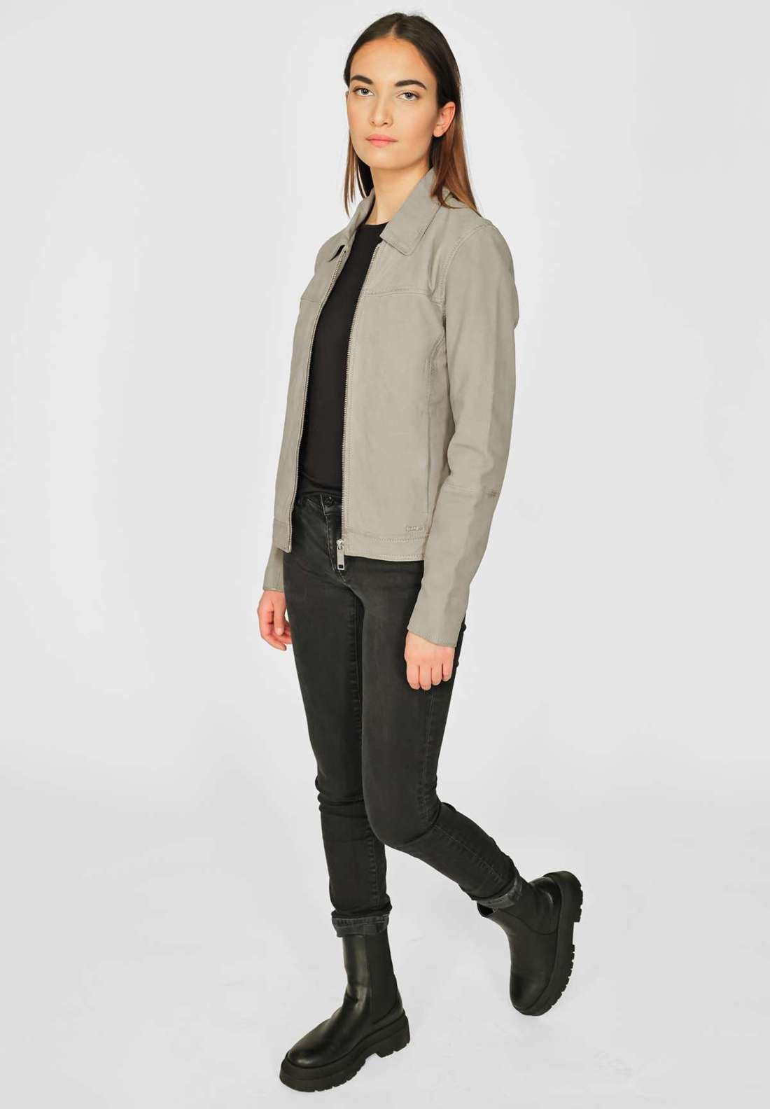 Кожаная куртка 4202117