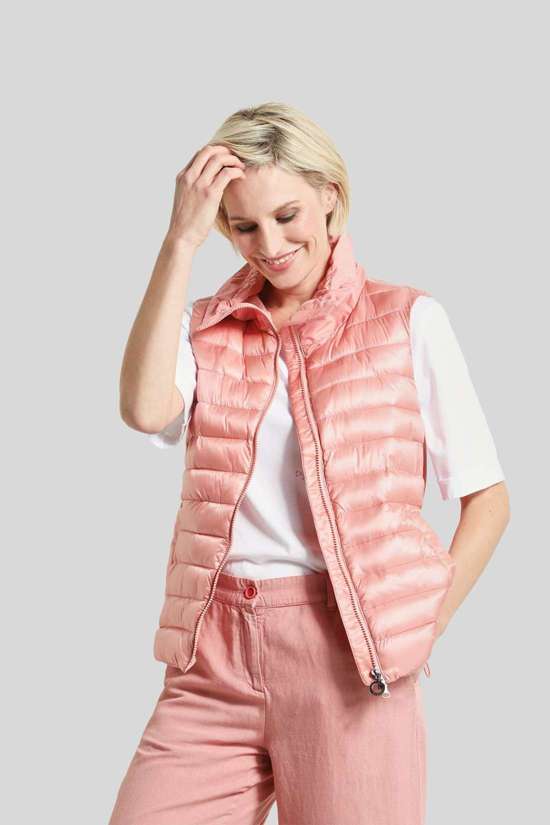 Стеганый жилет с незастеганной спинкой