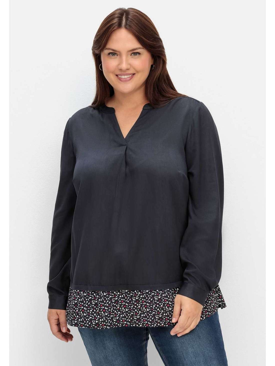 Туника с узорчатым подолом Große Größen