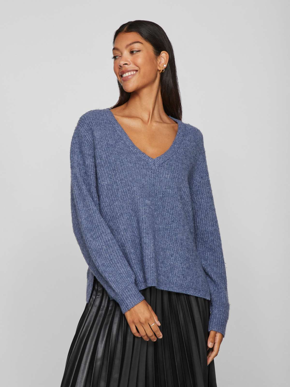 свитер с V-образным вырезом VIBELUNA V-NECK REV L/S KNIT TOP - NOOS