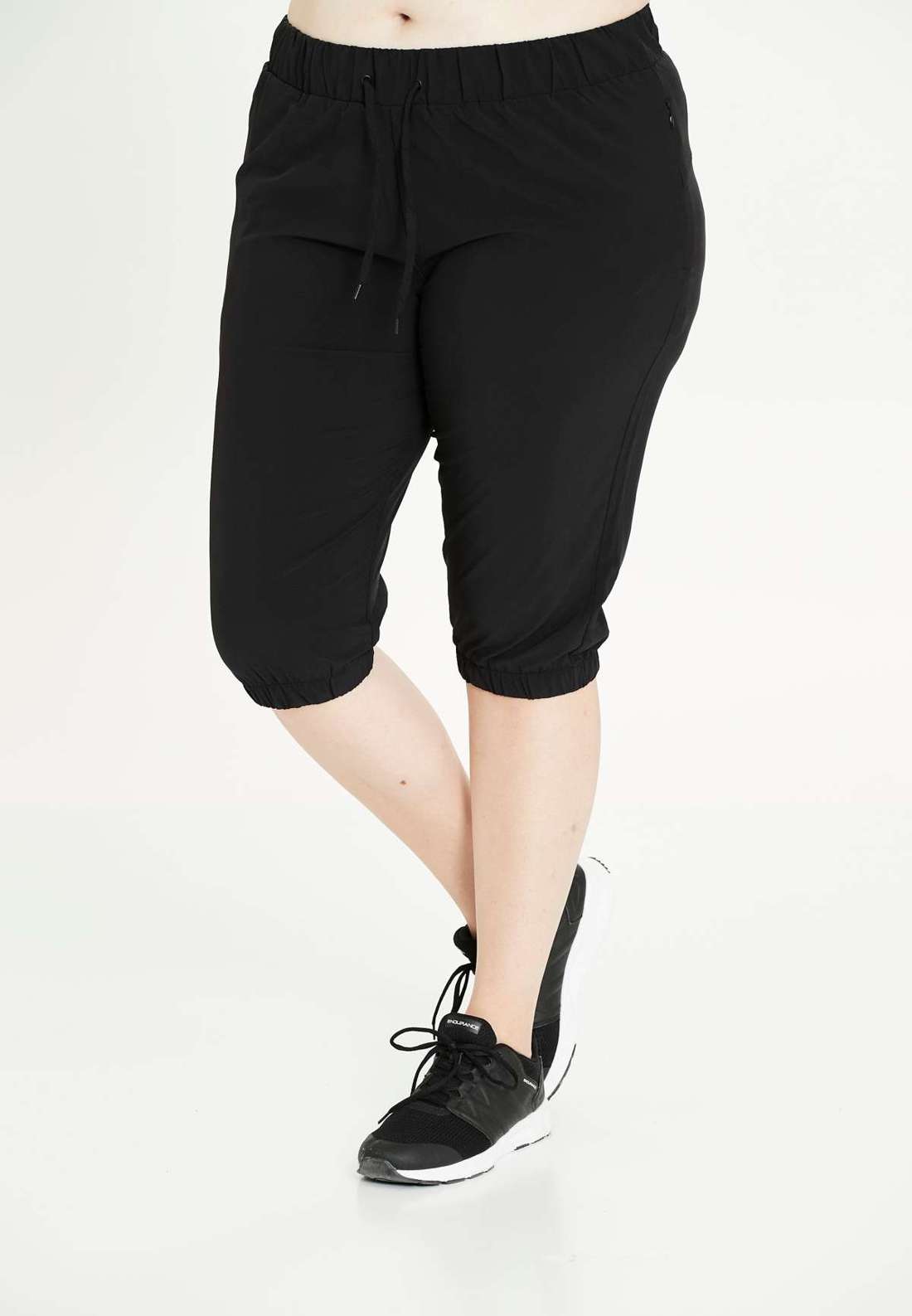 Спортивные штаны с утонченным дизайном MAIA 3/4