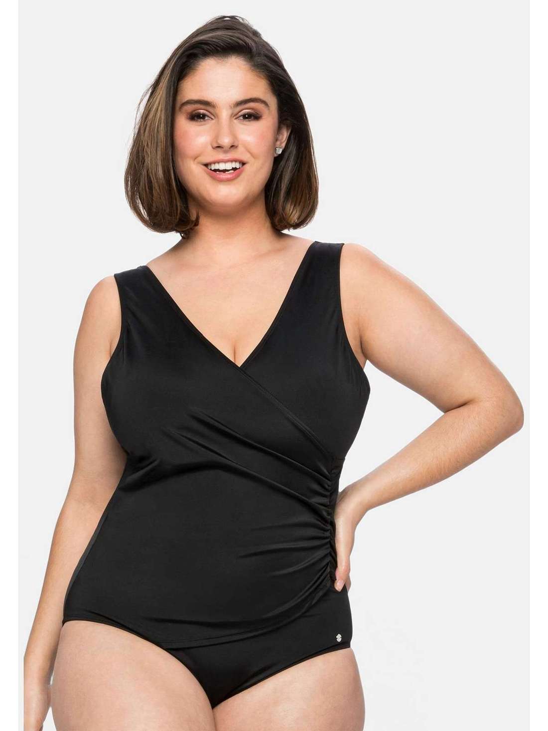 Купальник с запахом и мягкими чашечками на подкладке. Große Größen