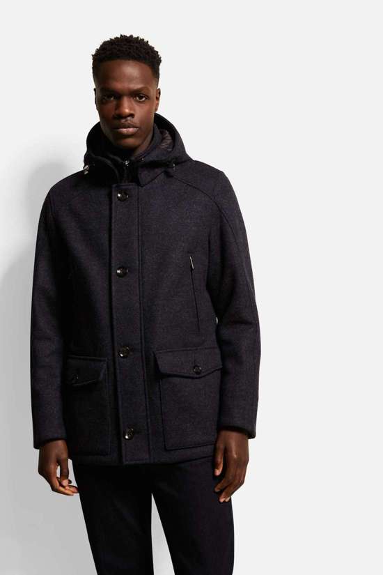 Длинная куртка с капюшоном со съемным капюшоном