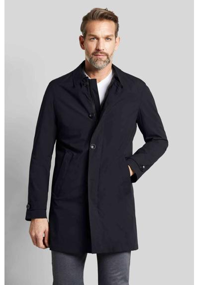 Короткое пальто классического дизайна.
