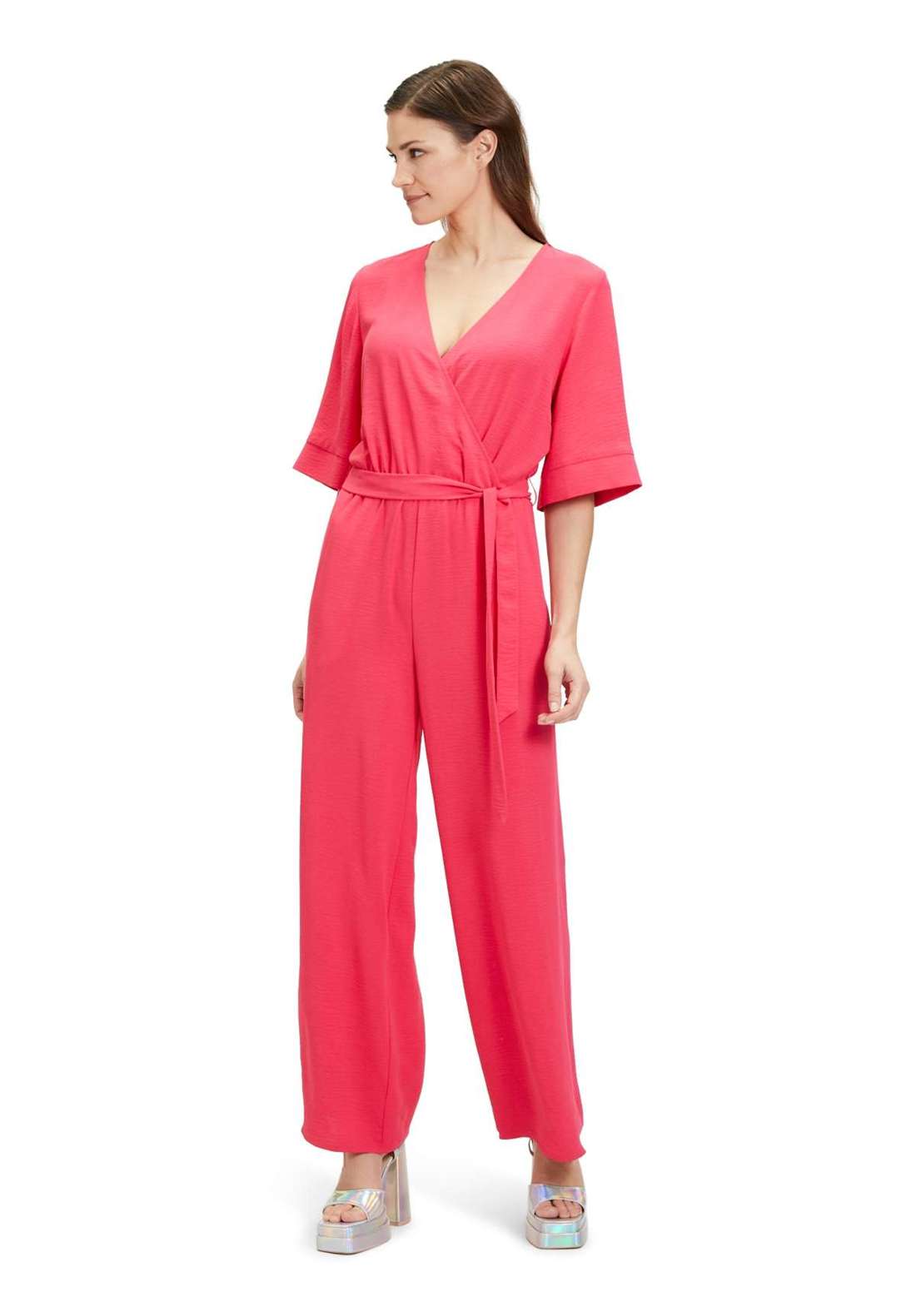 Комбинезон Jumpsuit mit Bindegürtel