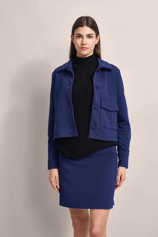 Короткая куртка