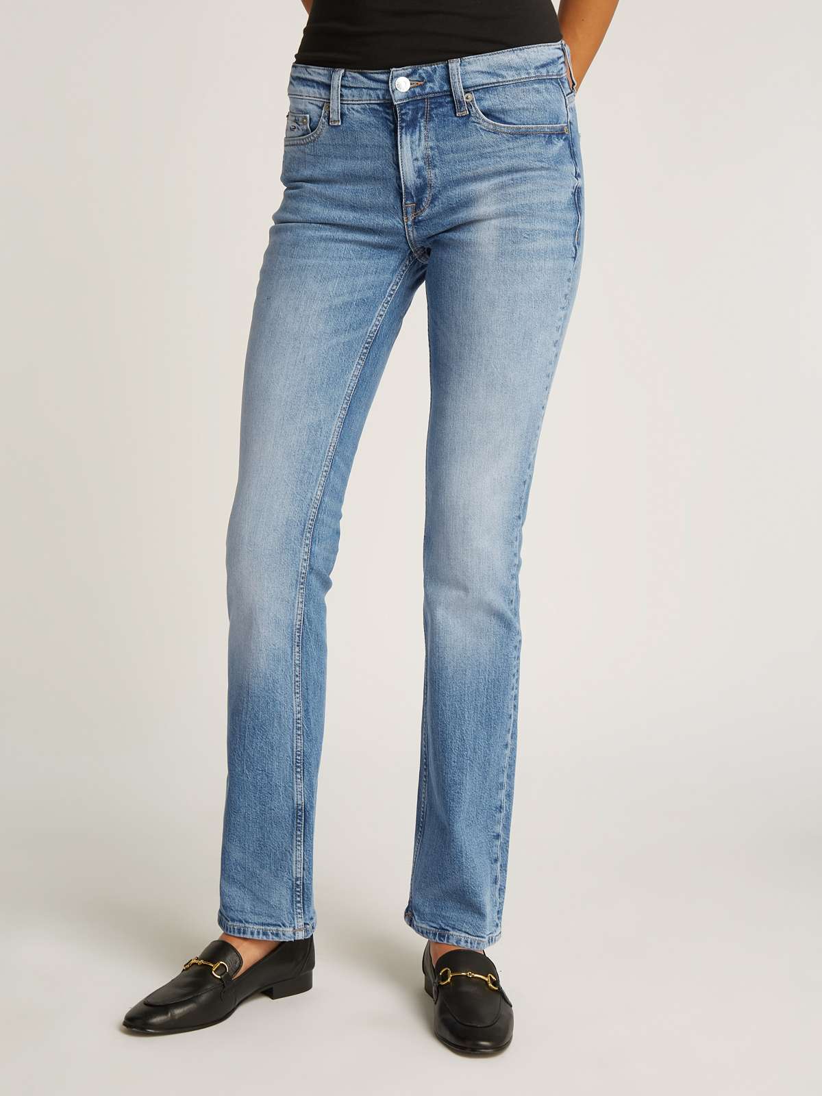 Голубые джинсы Bootcut Maddie Mid Rise Bootcut