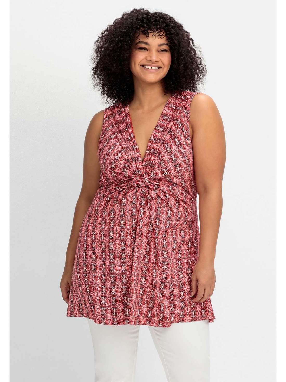 Длинный топ с орнаментом и узлом. Große Größen