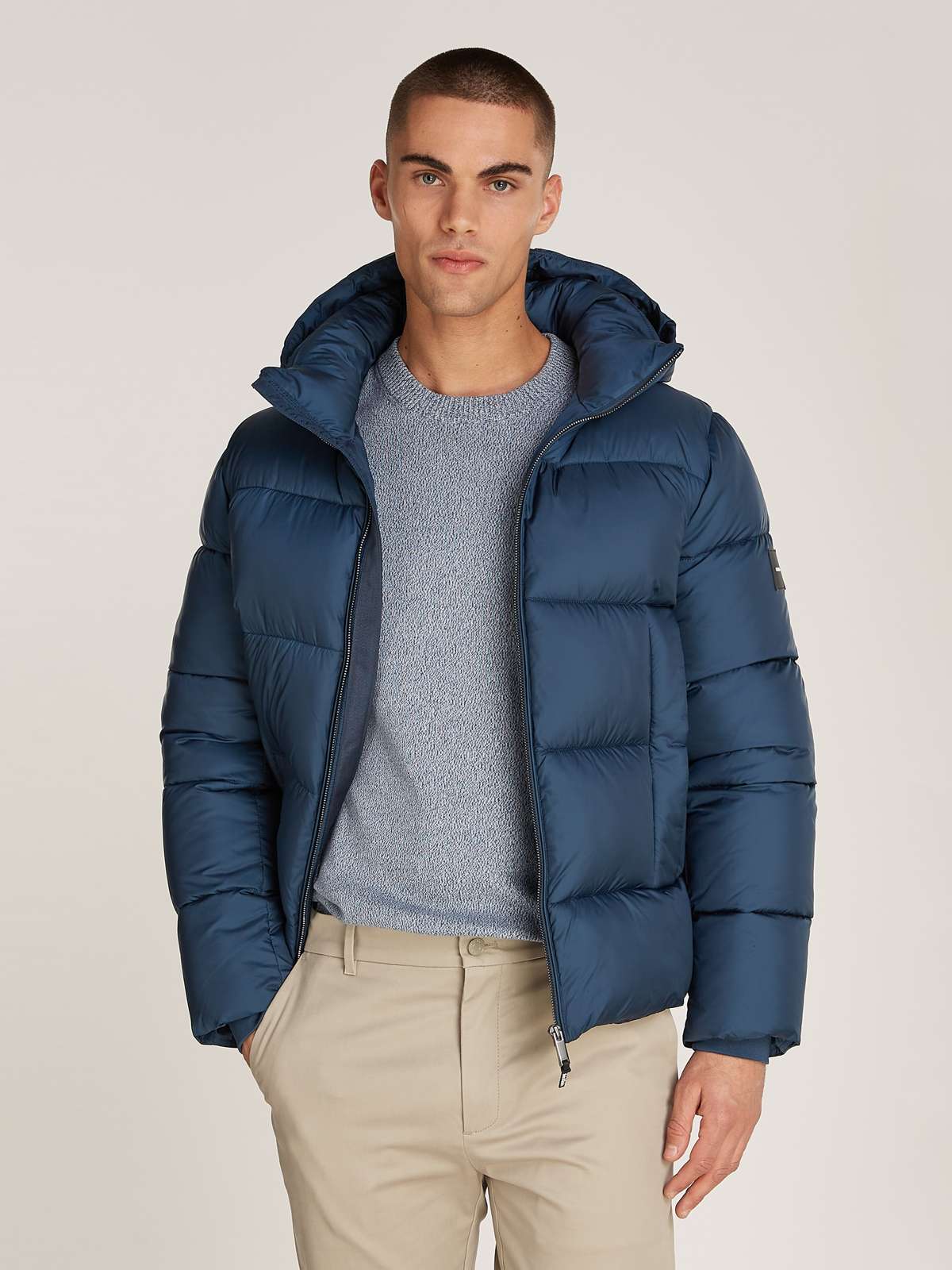 Уличная куртка с капюшоном и нашивкой-логотипом HOODED QUILT PUFFER MW