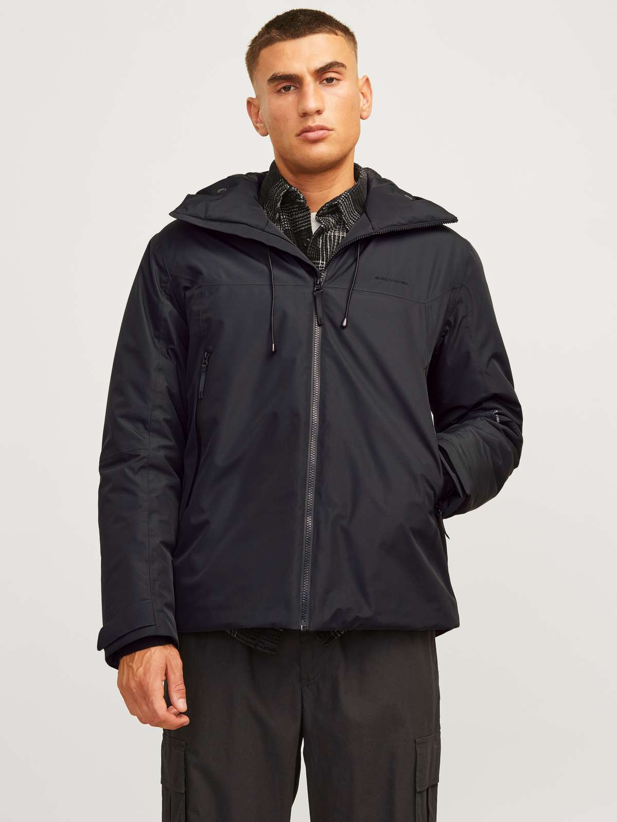 Уличная куртка с капюшоном JCOSUMMIT PADDED SHELL JACKET SN