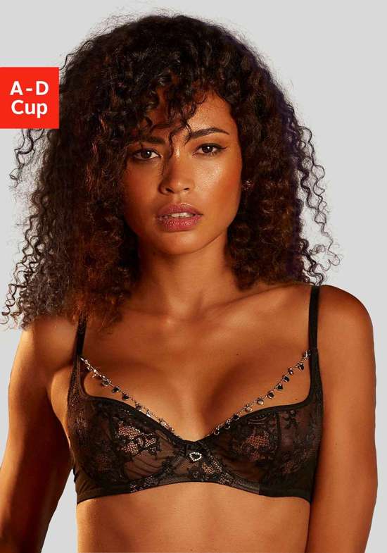 Бюстгальтер на косточках со съемной цепочкой.