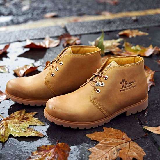 ботинки на шнуровке