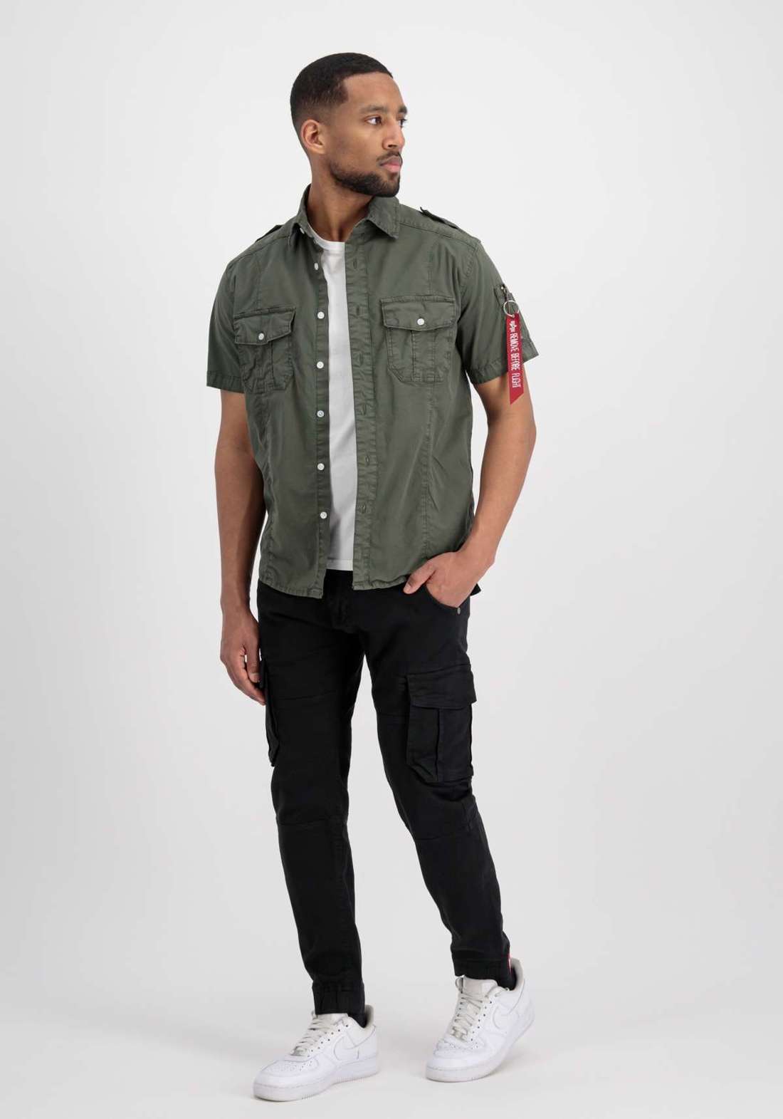 футболка Men - Shirts Basic Shirt Slim S