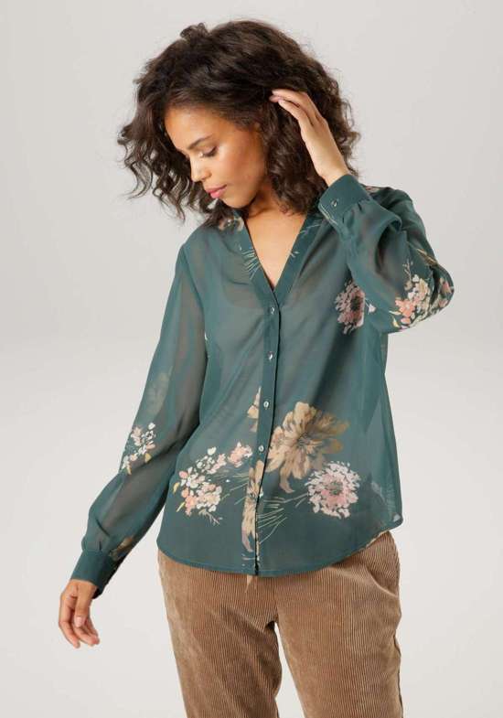 Блузка-рубашка с принтом живописных цветов