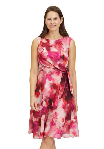 Коктейльное платье Cocktailkleid mit Bindegurtel