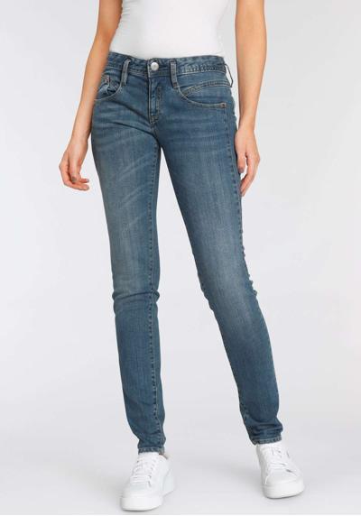 Джинсы узкого кроя со вставкой на танкетке сбоку. GINA RECYCLED DENIM