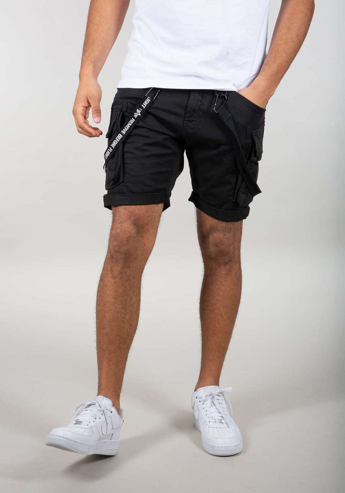 шорты Men - Shorts Utility Short