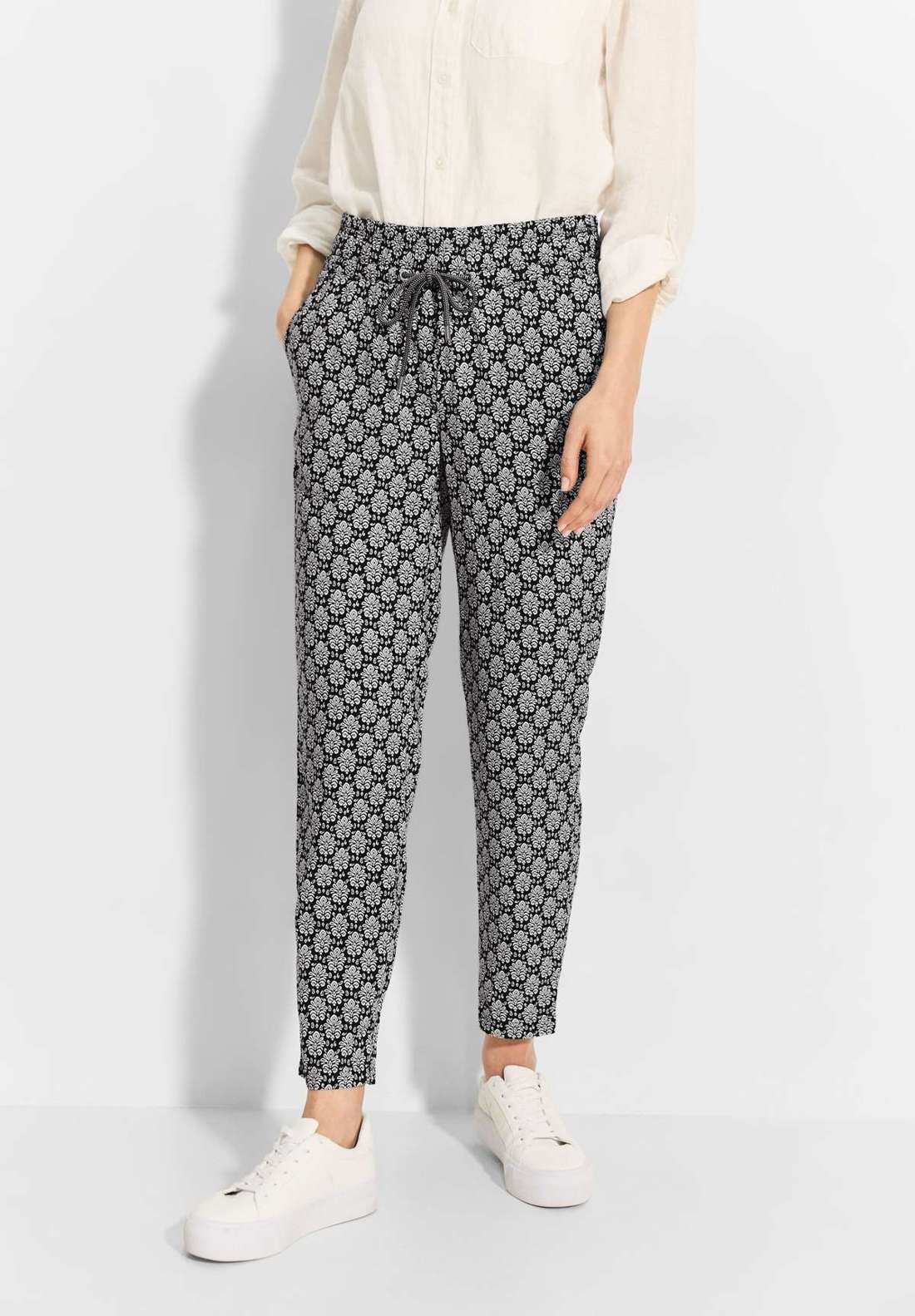 Тканевые брюки