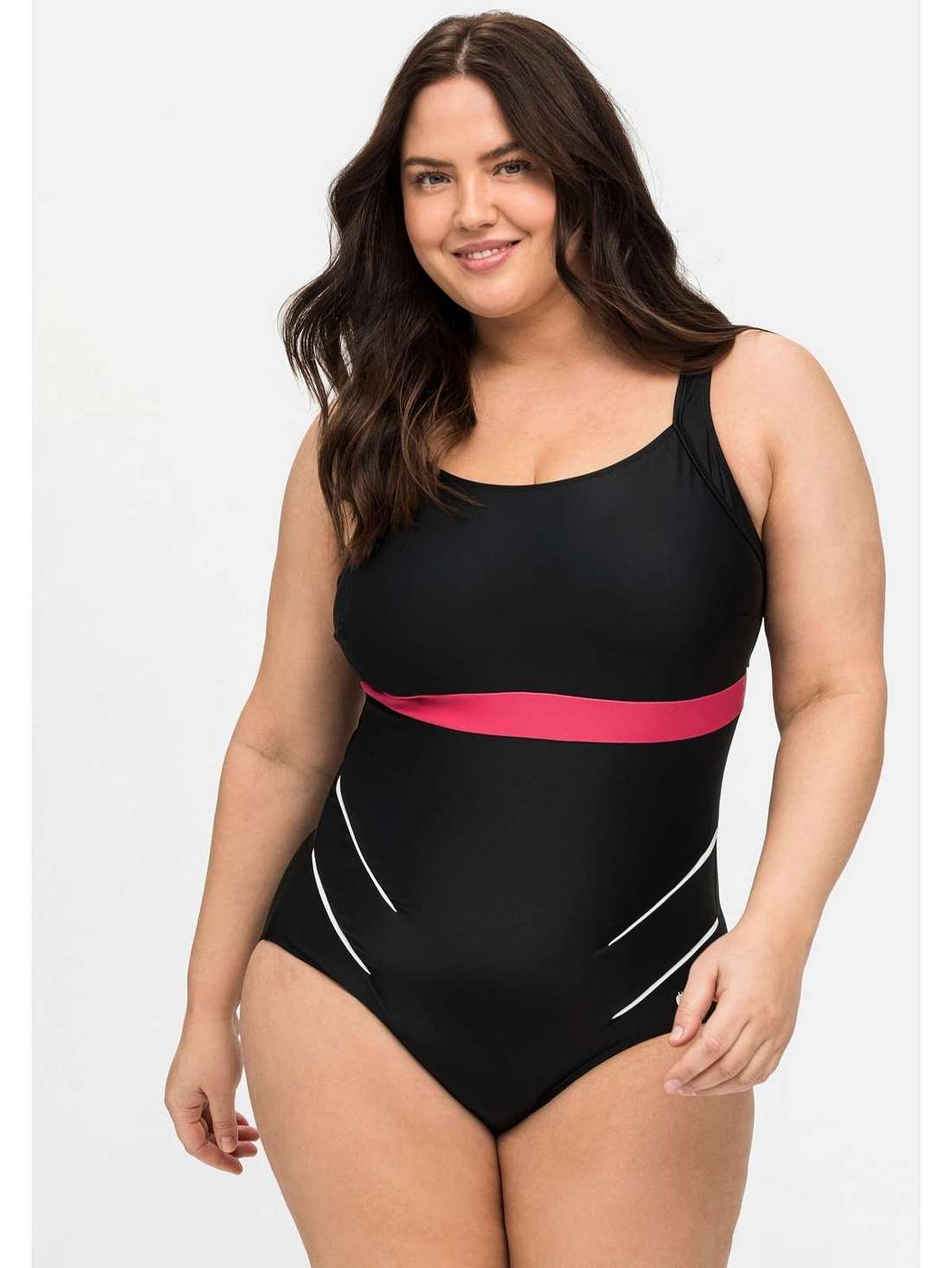 Купальник с контрастными деталями и моделирующим эффектом. Große Größen