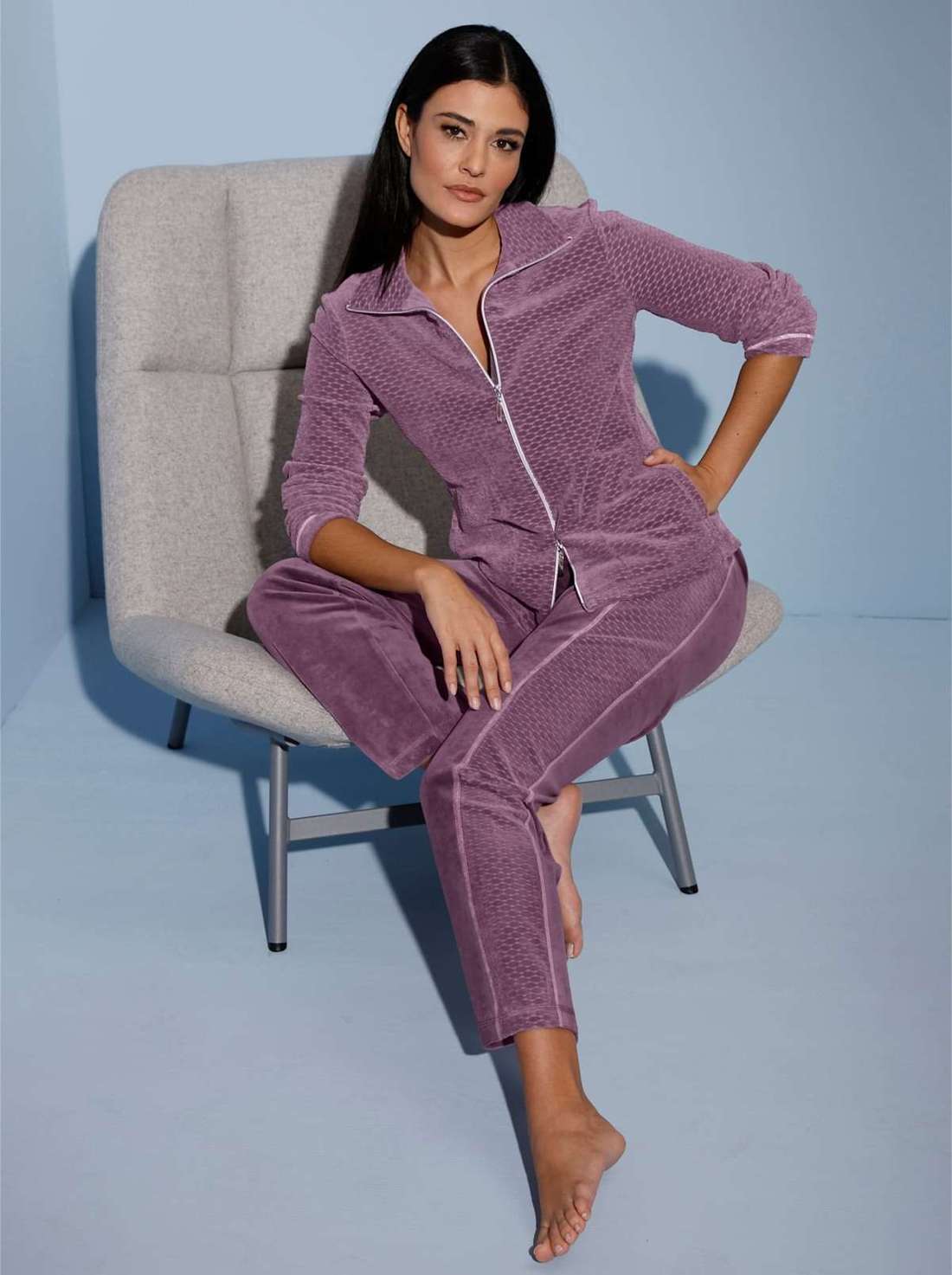 домашний костюм