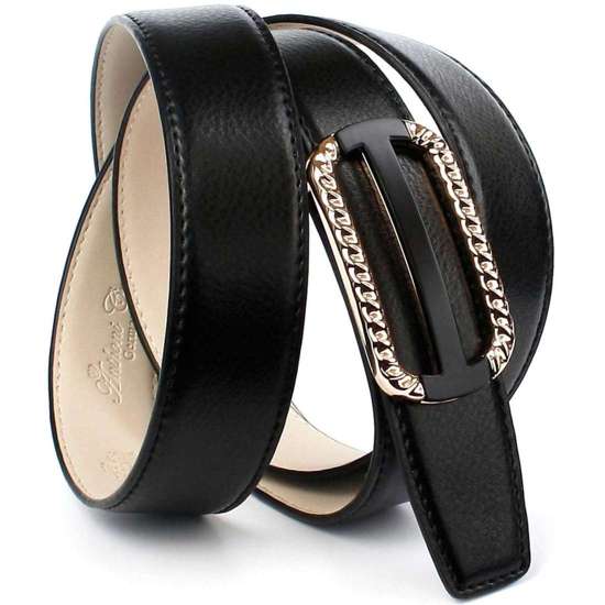 Кожаный ремень с модной пряжкой