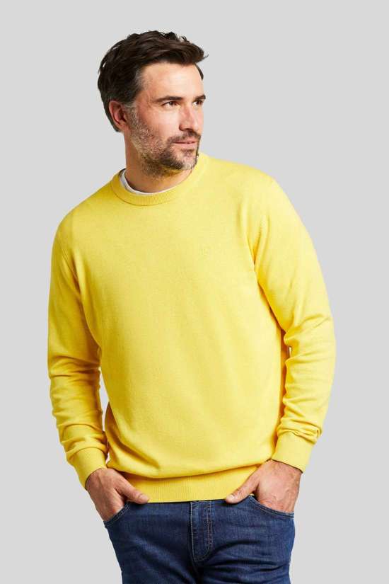 Свитер с круглым вырезом