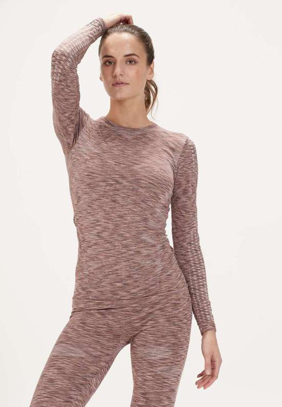 Рубашка с длинными рукавами и практичной технологией Quick Dry.