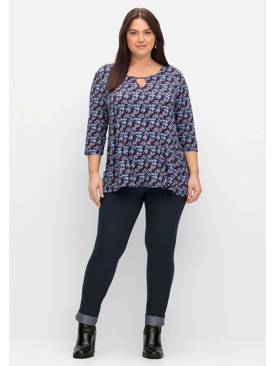 Леггинсы с фиксированными манжетами по краю. Große Größen