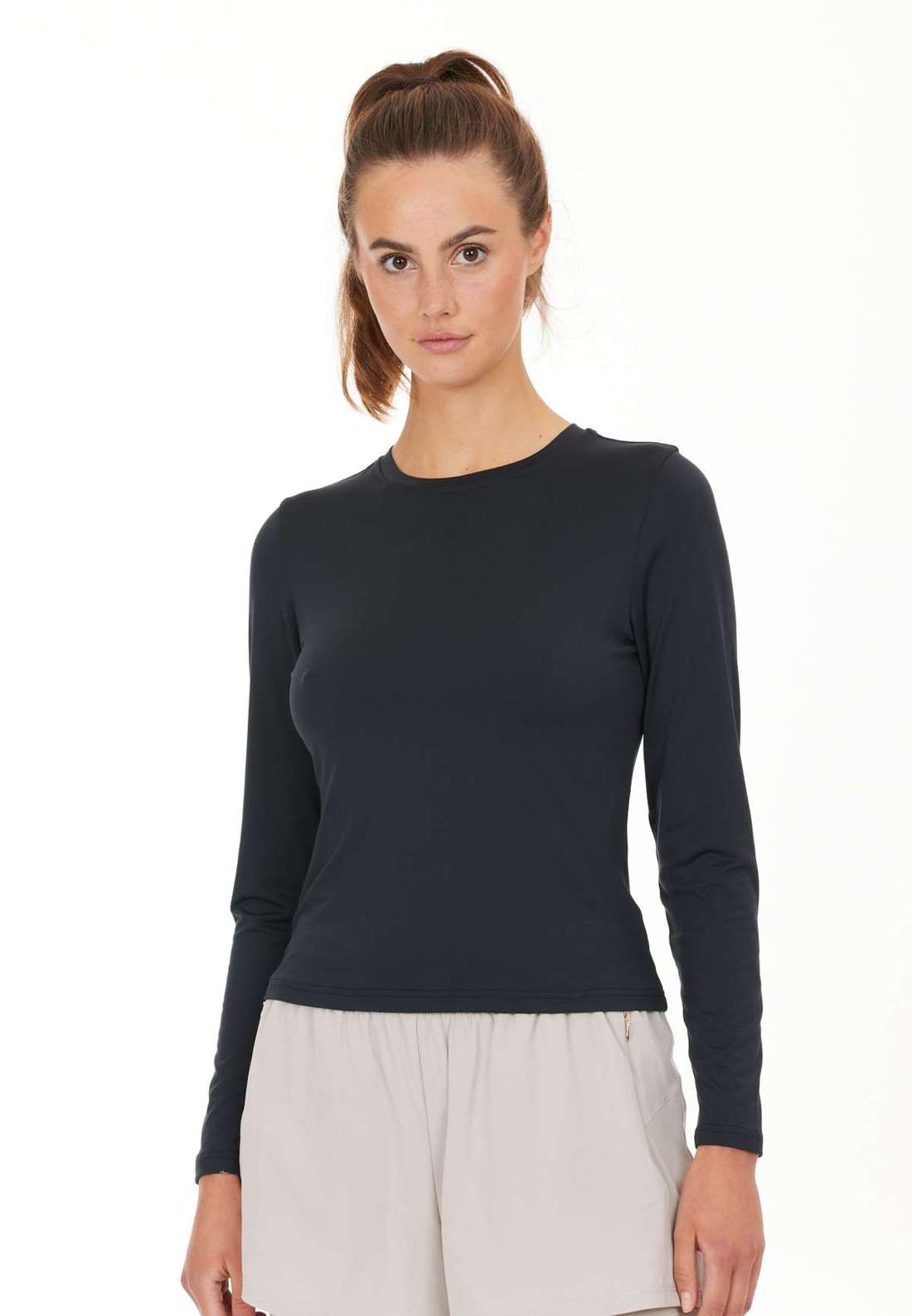 Рубашка с длинными рукавами и функцией регулирования влажности. Almi